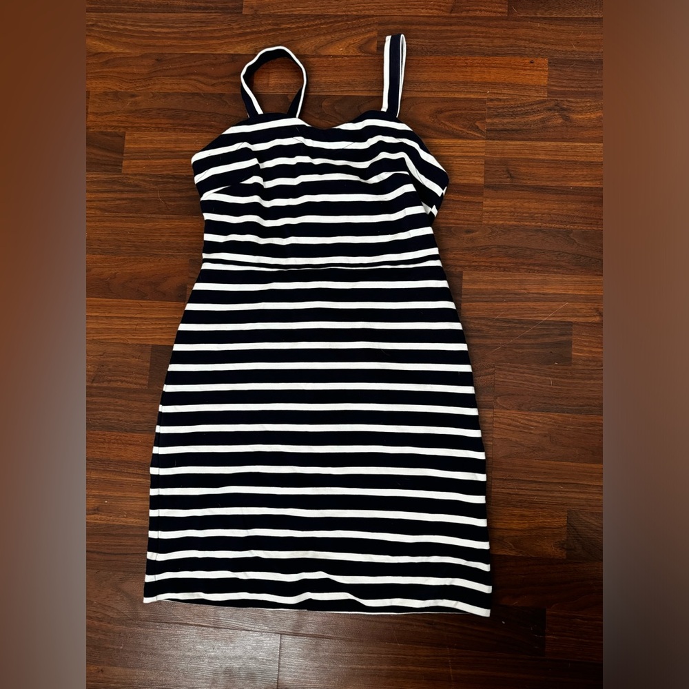 Navy blue & white striped Old Navy dress. Size small